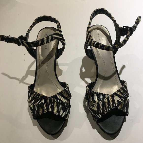 TAHARI High heel sandal shoe - Picture 5 of 7